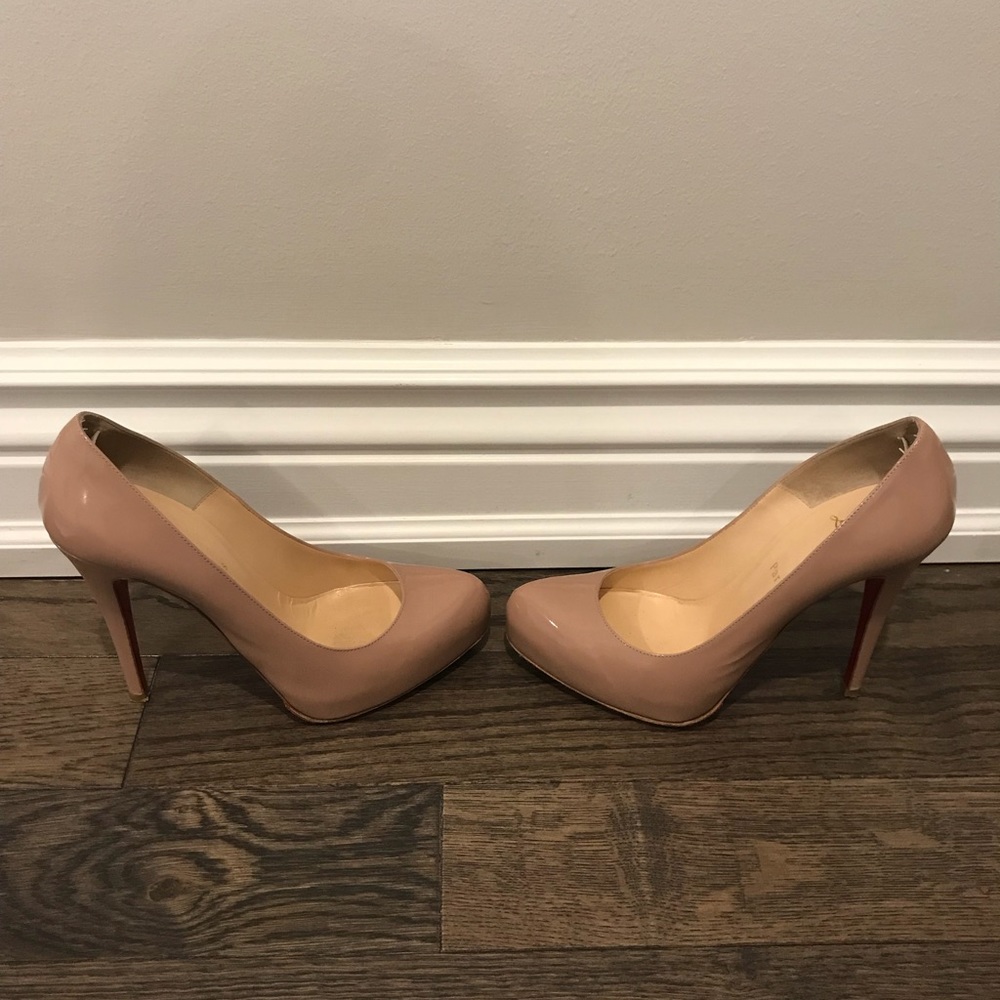 Christian Louboutin Nude Rolando 38.5 or 8 (120mm)